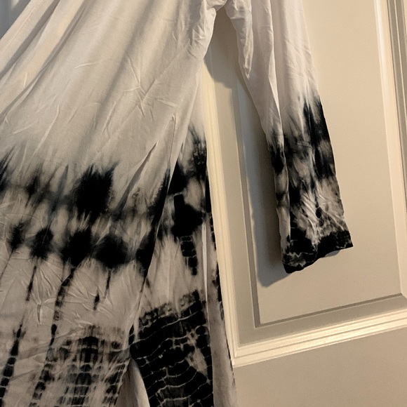 Lane Bryant size18/20 soft cover up. Not button down. - Picture 1 of 4